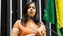 Após assassinato do irmão médico no Rio, deputada Sâmia Bomfim se licencia do cargo na Câmara