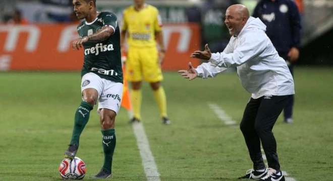 Livre do Santos, ele se reunirá com dirigentes do Palmeiras. "Sim" pode ser hoje