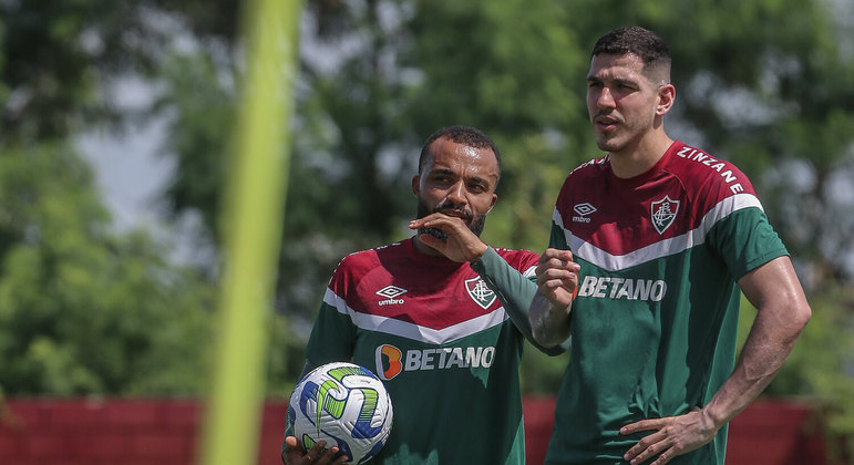 Samuel Xavier e Nino em treino do Fluminense