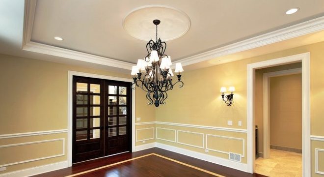 sanca de isopor - sala com paredes amarelas 