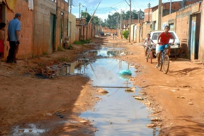 Saneamento bÃ¡sico e o reflexo na saÃºde pÃºblica ou mesmo a falta de infraestrutura que impacta todo o desenvolvimento do paÃ­s e nos coloca em situaÃ§Ã£o de atraso Ã© um possÃ­vel temaÂ 