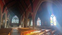 Igreja Católica investiga denúncia de orgia em catedral na Inglaterra