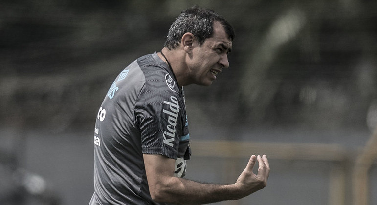 Carille já luta pare evitar rebaixamento no Brasileiro. A tarefa será pesada também no Paulista