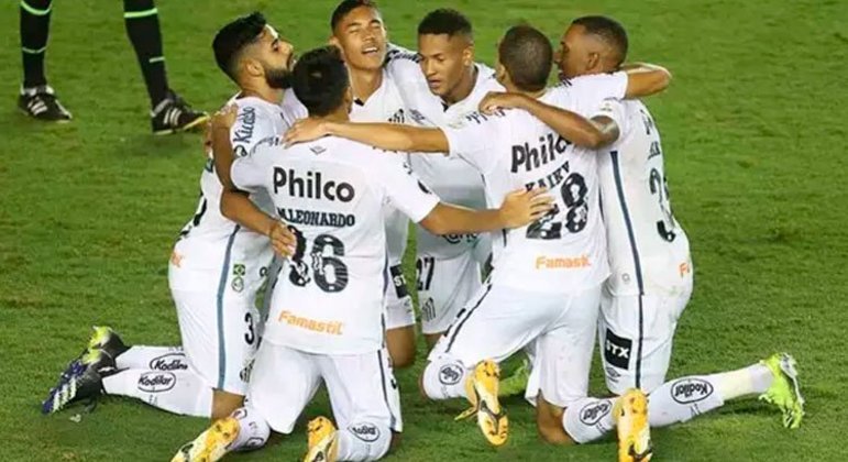 SANTOS: 16 participações (1962, 1963, 1964, 1965, 1984, 2003, 2004, 2005, 2007, 2008, 2011, 2012, 2017, 2018, 2021 e 2021).