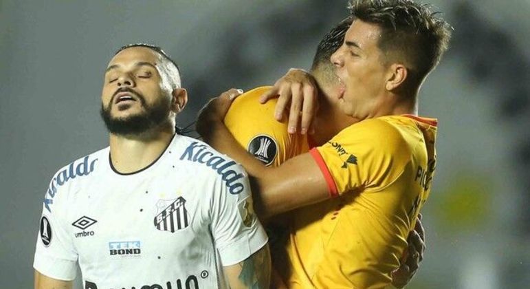 Santos já havia fracassado contra o Barcelona equatoriano, pela Libertadores, na terça-feira