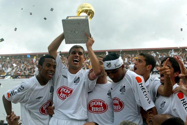 Brasileirão 2004Campeão do 1º turno: SantosCampeão: Santos