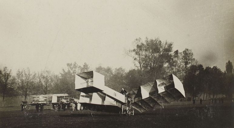 Primeiro voo há 115 anos: Santos Dumont aliou invenções à ciência – Notícias