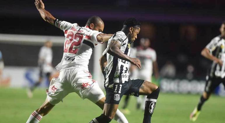 Santos e São Paulo passaram sustos, mas se salvaram de cair para a Série B no Campeonato Brasileiro de 2021. Tal como tricolores e alvinegros, outras equipes do mundo também nunca foram rebaixadas na elite em seus respectivos campeonatos nacionais. Confira a lista completa!
