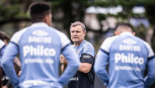 Diego Aguirre tem pior início de um treinador no Santos em 2023