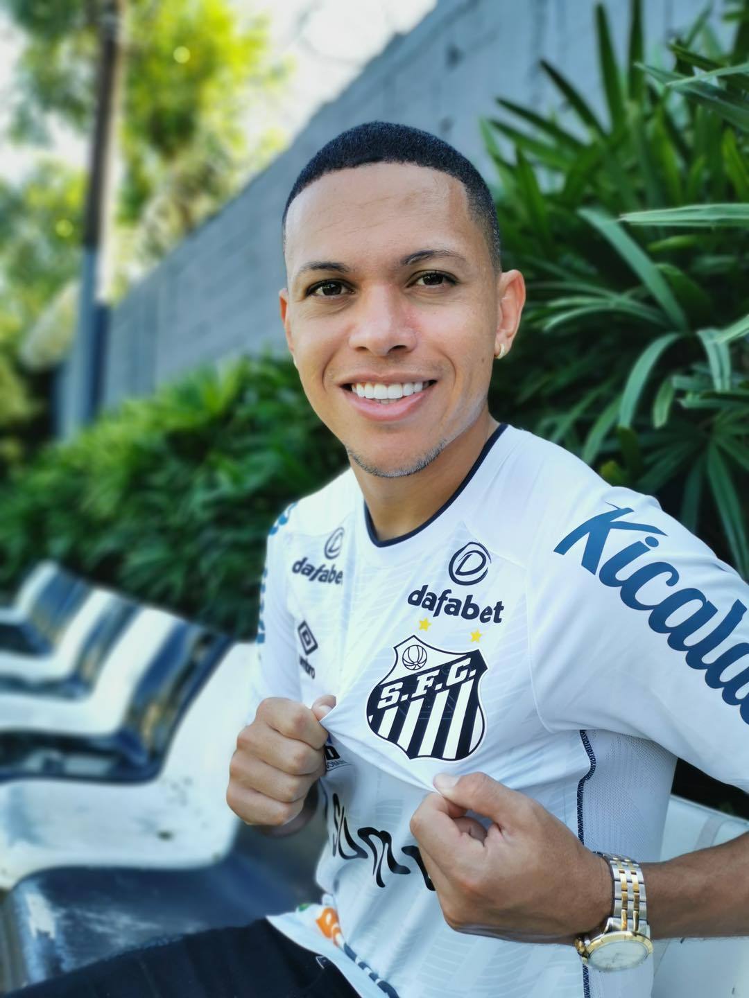 Santos chega ao Equador com time alternativo para jogo de quinta