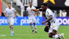 Corinthians fica duas vezes na frente, mas Santos busca o empate 