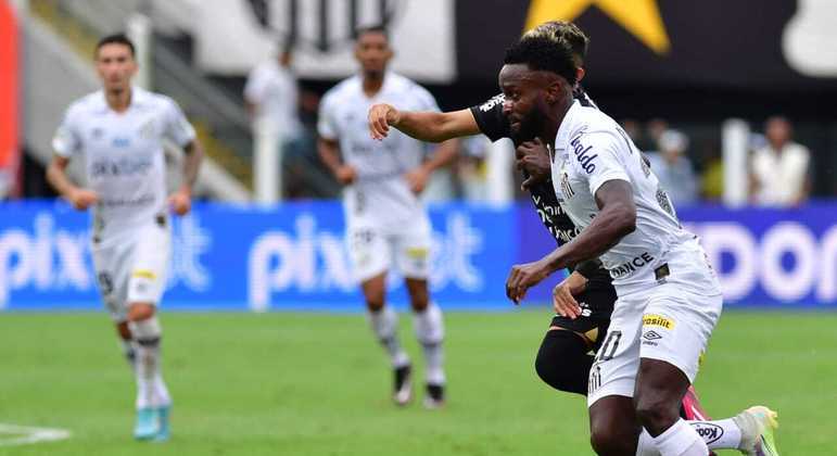 Santos e Corinthians fizeram um bom clássico na Vila Belmiro
