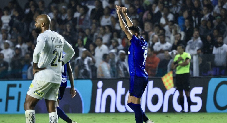 Cruzeiro teve assustadora facilidade em vencer o Santos. Em plena Vila Belmiro