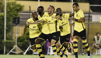 Irreconhecível, Corinthians é derrotado pelo São Bernardo  (RONALDO BARRETO/THENEWS2/ESTADÃO CONTEÚDO - 09.02.2023)