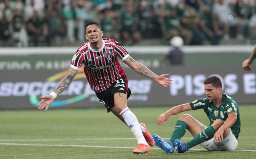 Nem o São Paulo esperava que o Palmeiras entrasse com reservas no clássico. Erro de Abel Ferreira