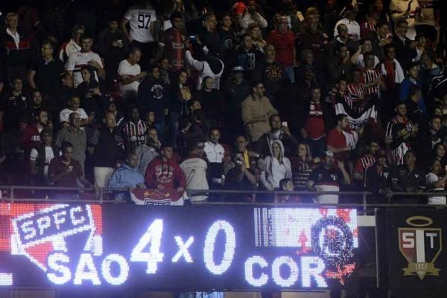 São Paulo 4 x 0 Corinthians - 05/11/2016 - Campeonato Brasileiro