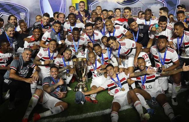 São Paulo comemora o título de campeão paulista 2021