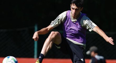 Rodriguinho deve ser titular no meio campo do São Paulo
