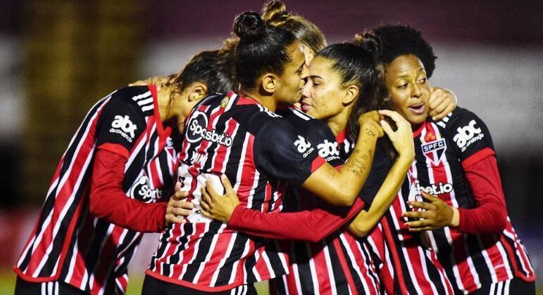 5. Título inéditoAvançar para a final pode trazer ao São Paulo uma taça inédita, já que a equipe nunca venceu um Brasileirão