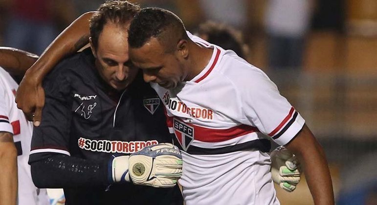 São Paulo: Luis Fabiano e Rogério Ceni - 14 gols