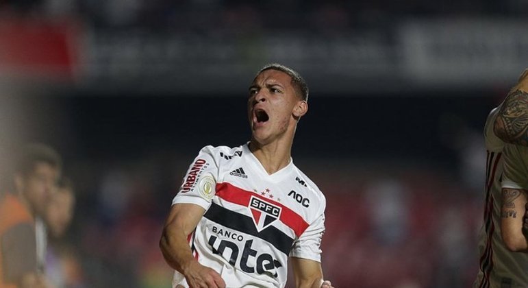 SÃO PAULO (possível transferência de Antony)