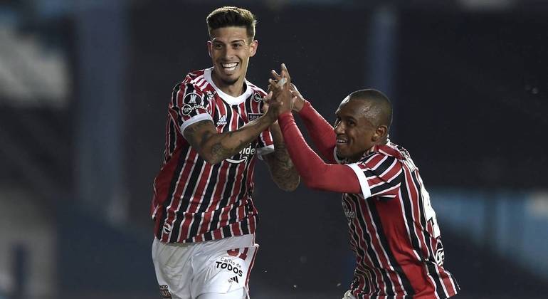 Quem o São Paulo enfrenta nas quartas de final do Campeonato