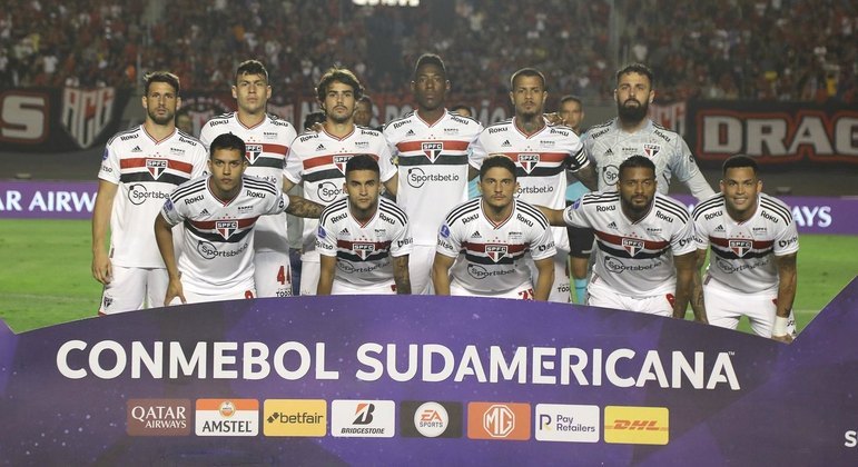 São Paulo na partida de ida contra o Atlético-GO