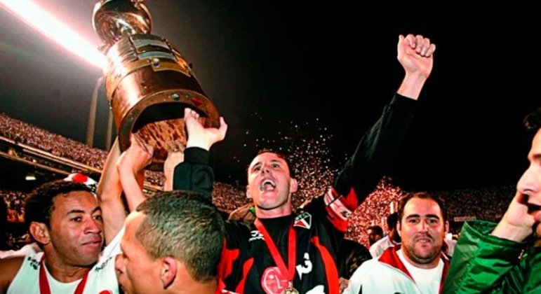 São Paulo (três títulos): 1992, 1993 e 2005 (foto)