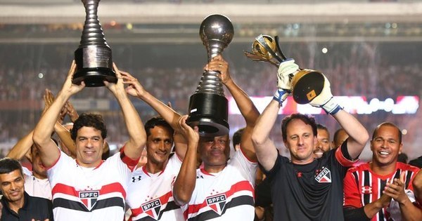 O tricampeão mundial São Paulo se apequenou. Aprendeu a perder - Prisma