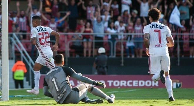 Artilheiro das estreias: Pato fez gol em oito de dez estreias na carreira,  mas ainda falta pelo São Paulo, são paulo