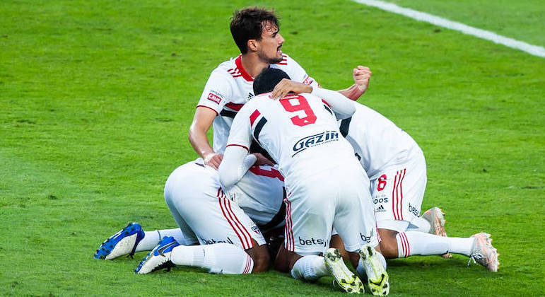 Vitória de quem encarou o Paulista como Copa do Mundo. Com justiça, São Paulo campeão