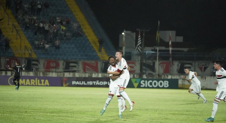 Com três gols, São Paulo vence o Porto Velho em estreia na Copinha