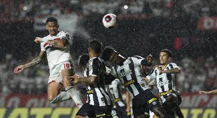 Santos busca a primeira vitória em clássicos na temporada