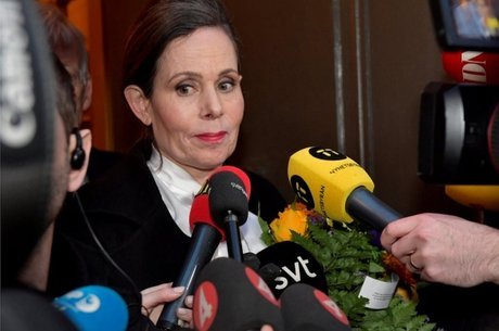 A secretária permanente da Academia Sueca, Sara Danius, anunciou que deixaria o cargo em abril de 2018