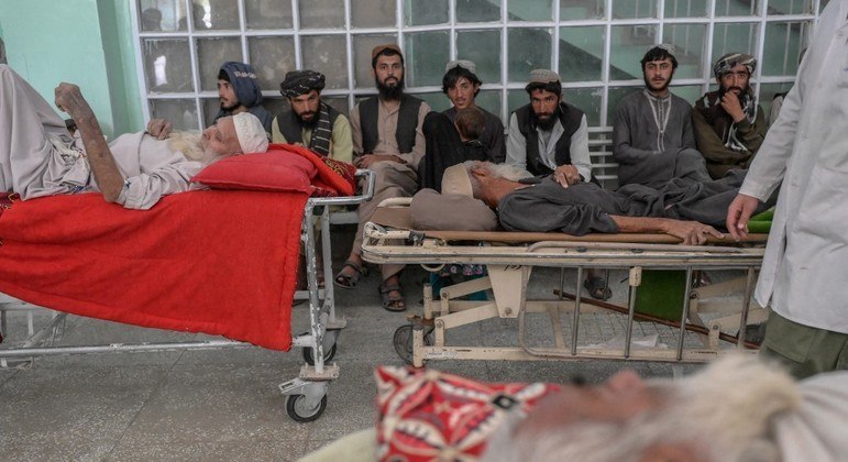 Sistema de saúde do Afeganistão enfrenta dificuldades por conta da crise econômica