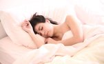 Dormir bemNinguém mantém a mente e o corpo saudáveis sem dormir corretamente. 
