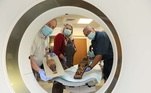 Por muitos anos, pesquisadores do Museu de Haifa achavam que pequenas múmias da coleção da instituição abrigavam corações humanos. Mas, no final de junho, eles colocaram as peças em um aparelho de tomografia computadorizada e fizeram descobertas intrigantes