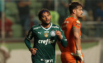 Gustavo Scarpa comemora o golaço da vitória do Palmeiras sobre o América-MG pelo Brasileirão