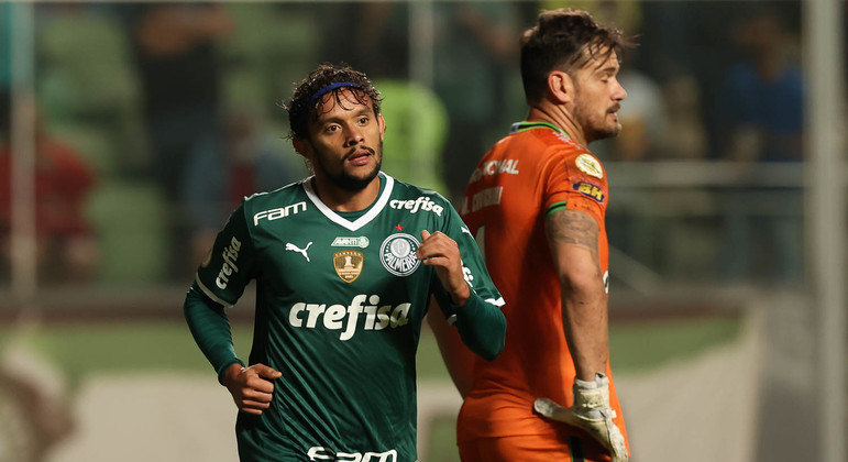 Gustavo Scarpa é o melhor jogador do 1º turno do Brasileirão 2022