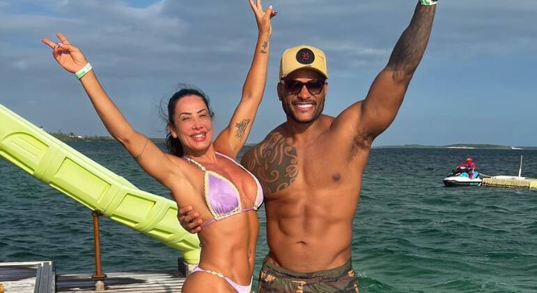 Scheila Carvalho e Tony Sales