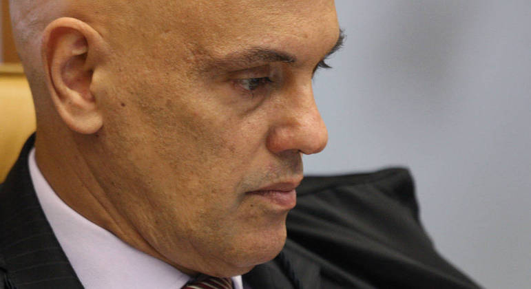 Moraes encaminha à PGR notícia-crime contra Bolsonaro - Notícias - R7  Brasília