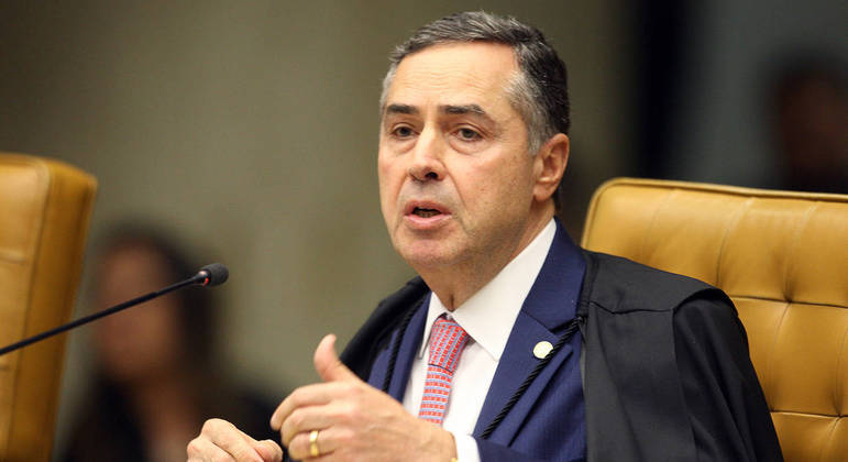 Ministro Luís Roberto Barroso durante sessão do STF