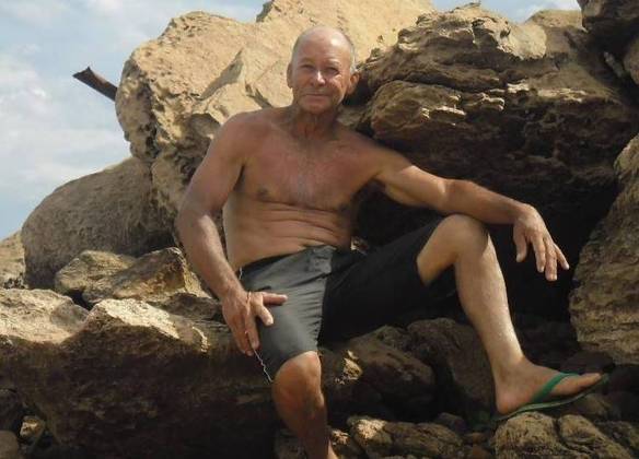 Sebastião Teixeira da Silva, de 64 anos, natural de Anhumas (SP) Sebastião Teixeira da Silva, de 64 anos, natural de Anhumas (SP)