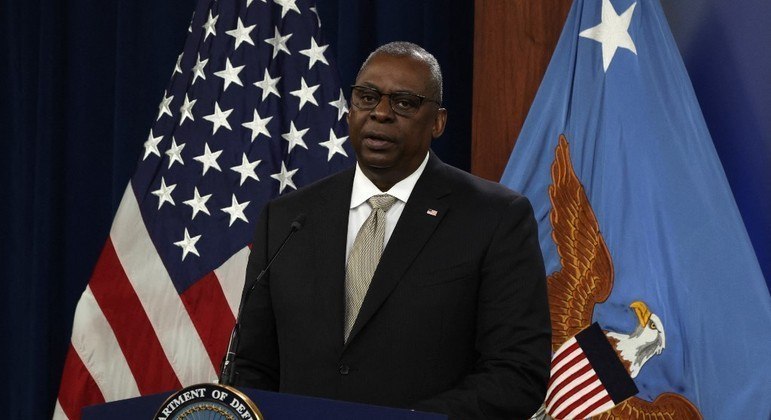 O secretário de Defesa americano, Lloyd Austin, confirmou ataque dos EUA na Síria