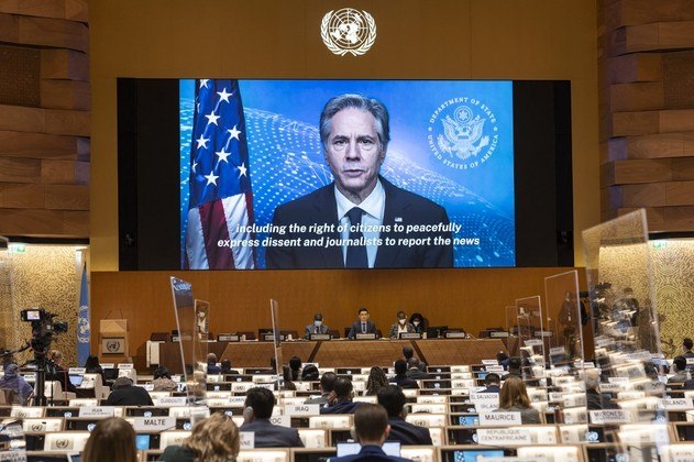 O secretário de Estado americano, Antony Blinken, sugeriu nesta terça-feira (1º) que a Rússia seja excluída do Conselho de Direitos Humanos da ONU, em retaliação pela invasão da Ucrânia