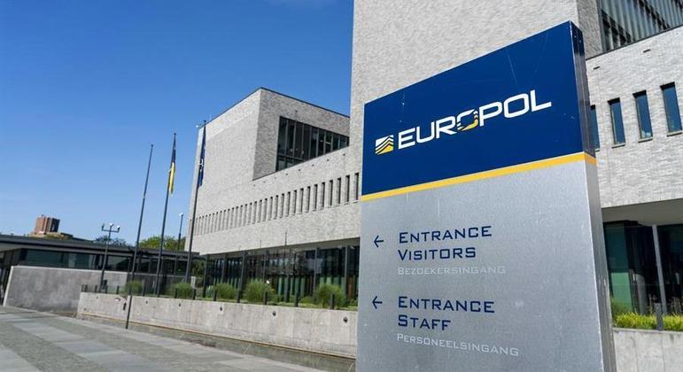 Polícia europeia detectou aumento de crimes cibernéticos durante a pandemia
