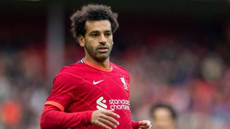 Segundo o The Sun, Mohamed Salah, astro do Liverpool, teria recebido oferta do Barcelona. O jogador vive grande momento e está isolado na artilharia da Premier League