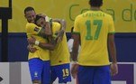 No segundo tempo, logo aos 12 minutos, Raphinha marcou o terceiro gol da seleção brasileira