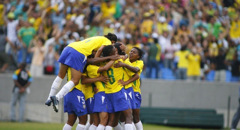 Seleção feminina de futebol terá China, Zâmbia e Holanda como rivais