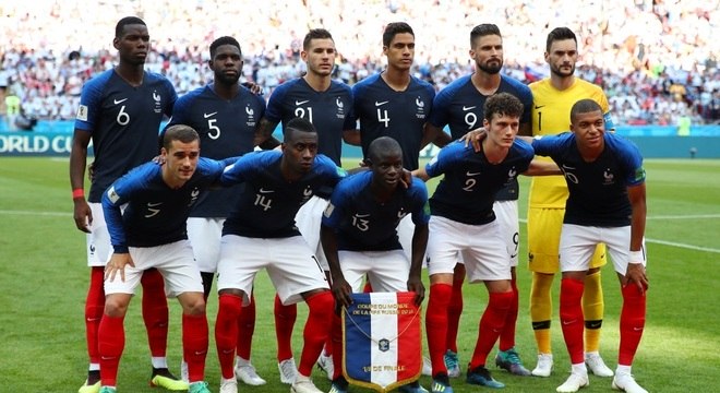 Multiétnica, seleção da França que disputa final da Copa ...